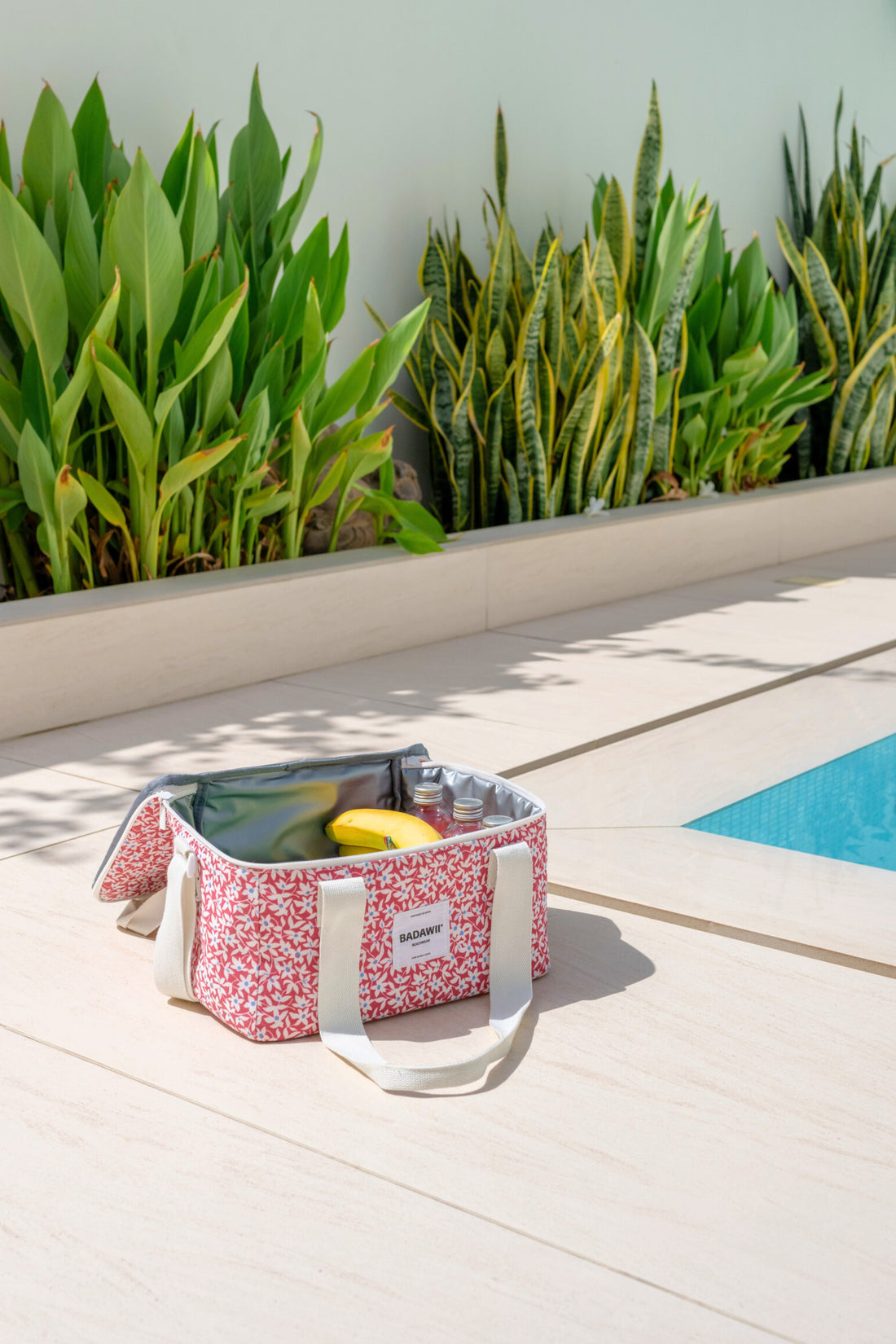 BEACH COOLER BAG - Floral Ditsy