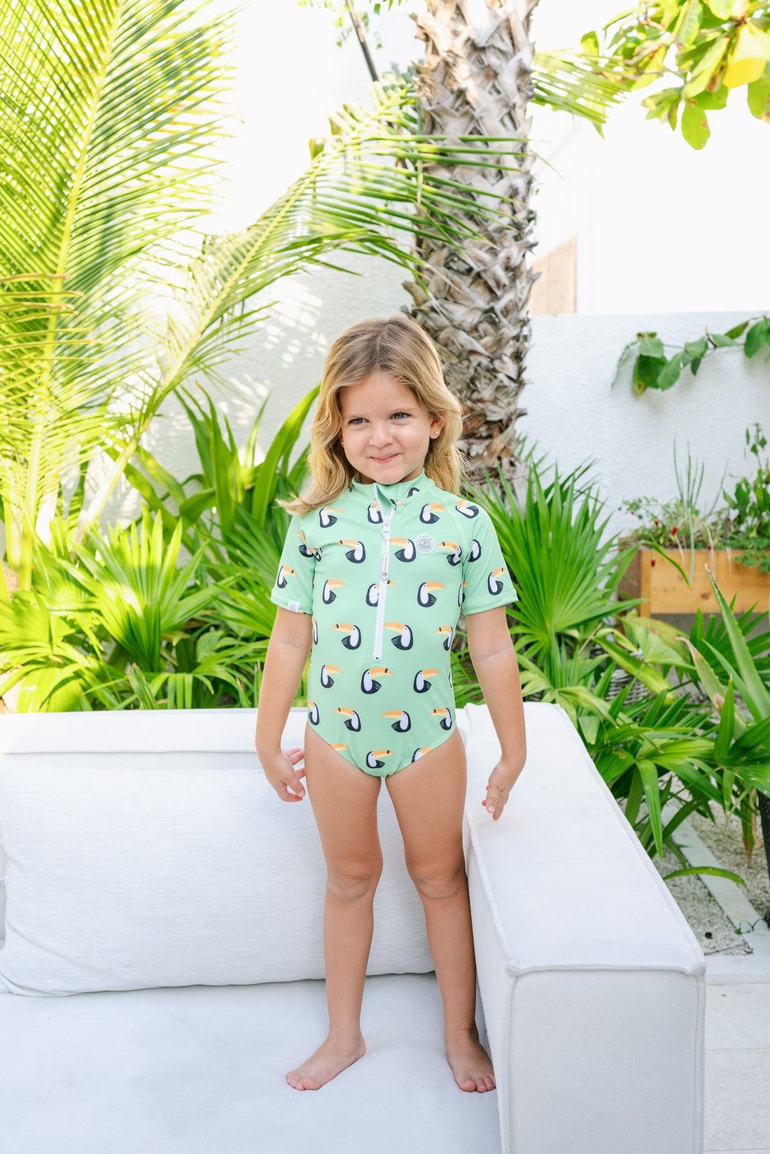 GIRL SHORT SLEEVE SWIMSUITS