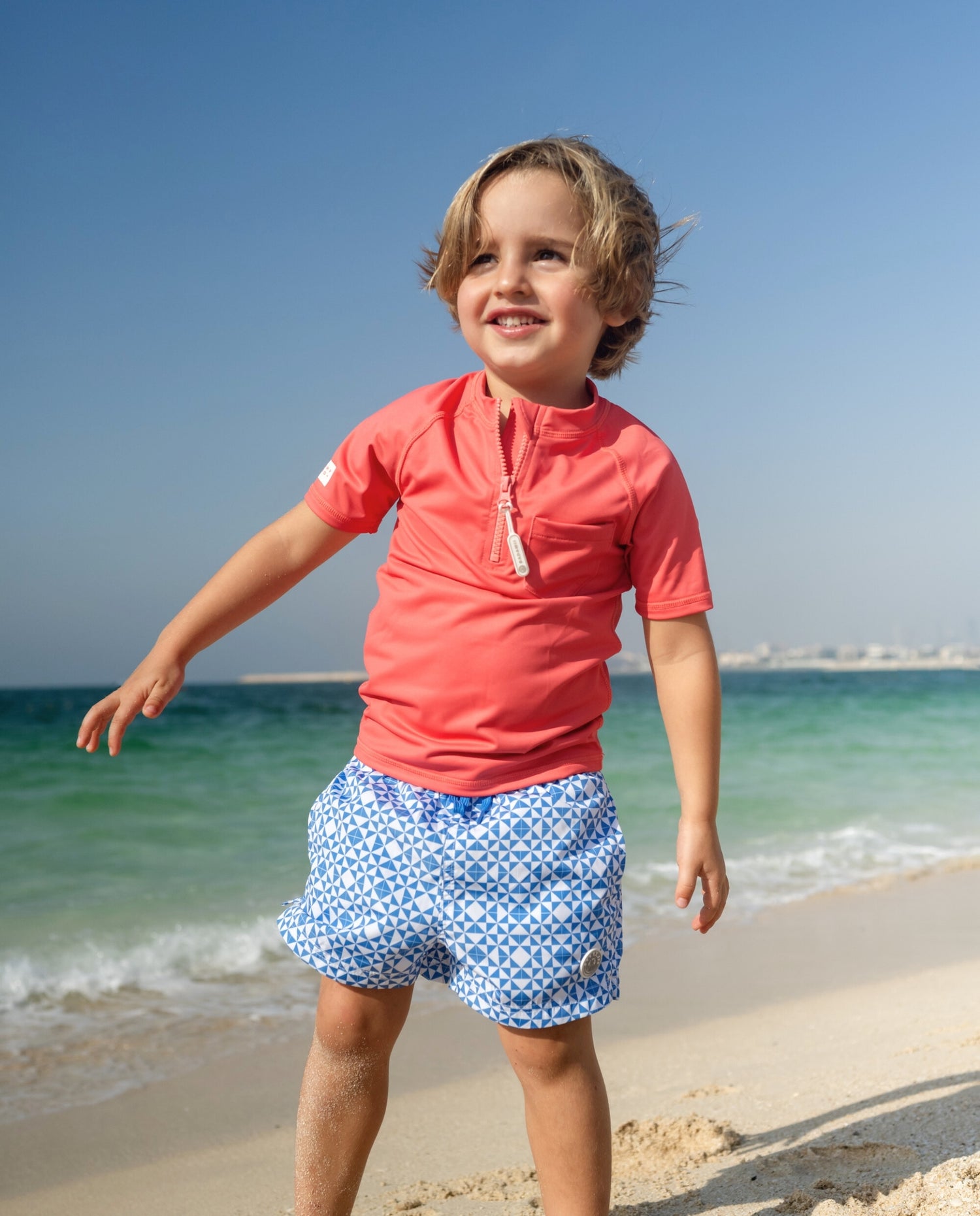 CAMISETA UV NIÑO MANGA CORTA - Red Berry